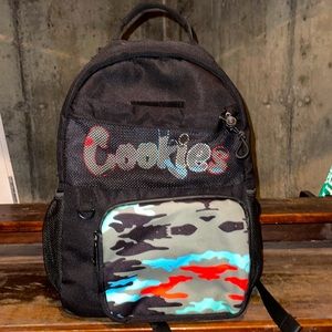 Cookies Smellproof, double zippered/charcoal lined. For 🍃